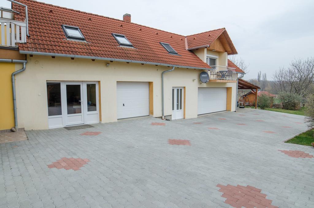 Kámán Apartman Alsópáhok