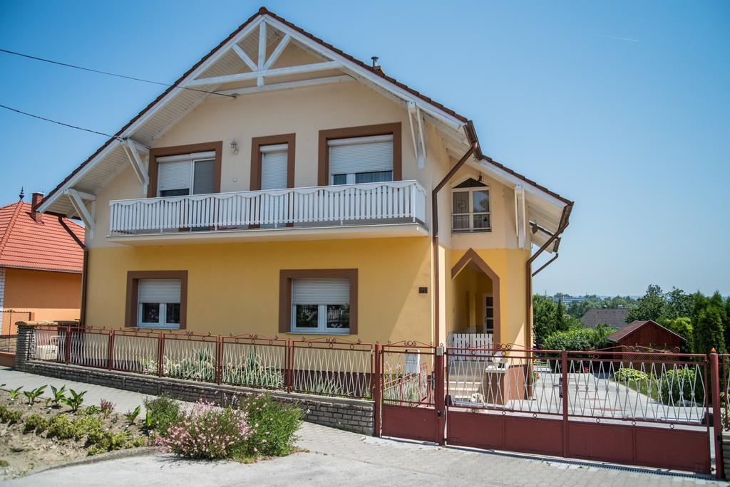 Kámán Apartman Alsópáhok